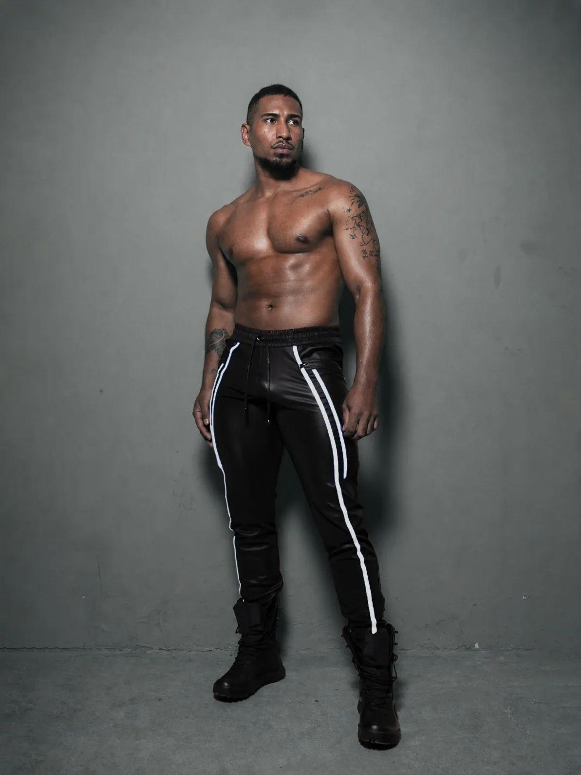 REBEL TWO STRIPES PANTS