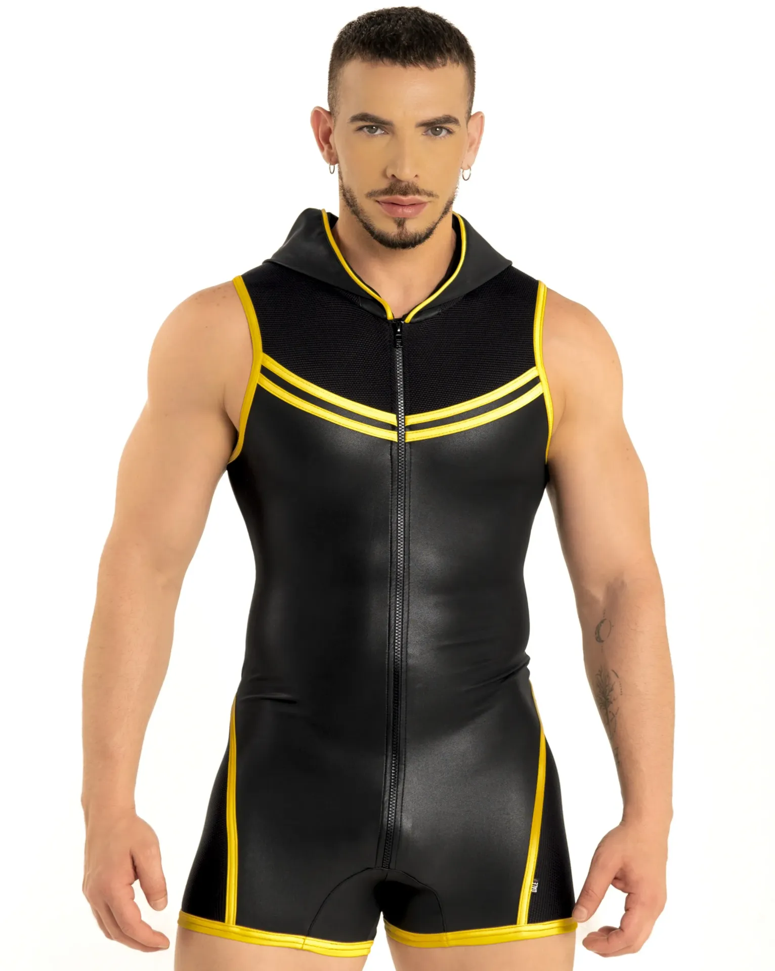 [2-0527436-15-1] REBEL HOODED WRESTLER (Amarillo, XS)